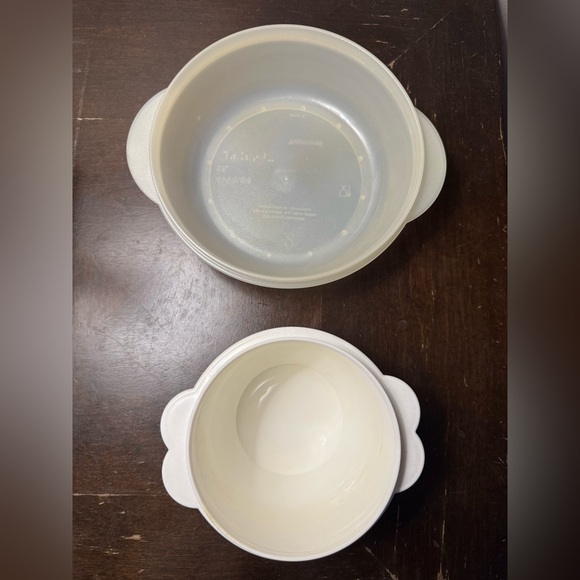Tupperware - Picture 4 of 9